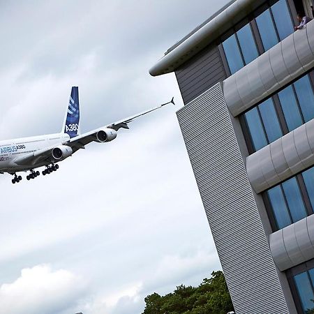 Hotel Aviator Hampshire Farnborough  Exterior foto